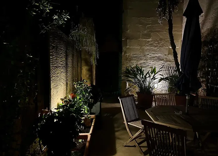 Mohba Townhouse, Private Roof Jacuzzi, Garden, Bbq By Haven & Keys Malta Xagħra