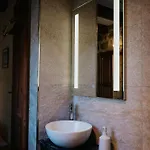 Сasa de vacaciones Mohba Townhouse, Private Roof Jacuzzi, Garden, Bbq By Haven & Keys Malta Xagħra