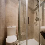 Casa vacanze Mohba Townhouse, Private Roof Jacuzzi, Garden, Bbq By Haven & Keys Malta *