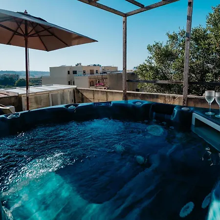 Mohba Townhouse Private Roof Jacuzzi Bbq *