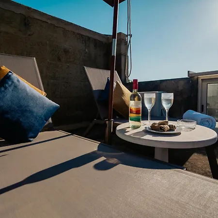 Mohba Townhouse Private Roof Jacuzzi Bbq Vakantiehuis Xagħra