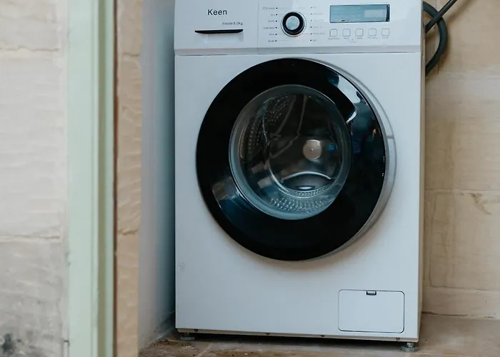 Mohba Townhouse, Private Roof Jacuzzi, Garden, Bbq By Haven & Keys Malta